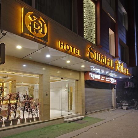 Hotel Swaran Palace Delhi Kültér fotó