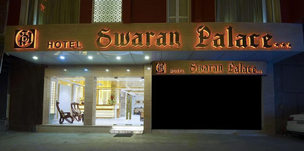 Hotel Swaran Palace Delhi Kültér fotó