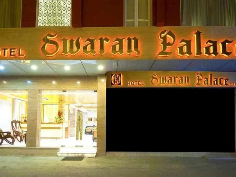Hotel Swaran Palace Delhi Kültér fotó